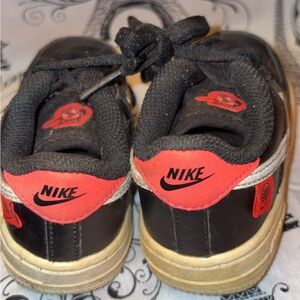 Nike Kids Black and Red Sneakers